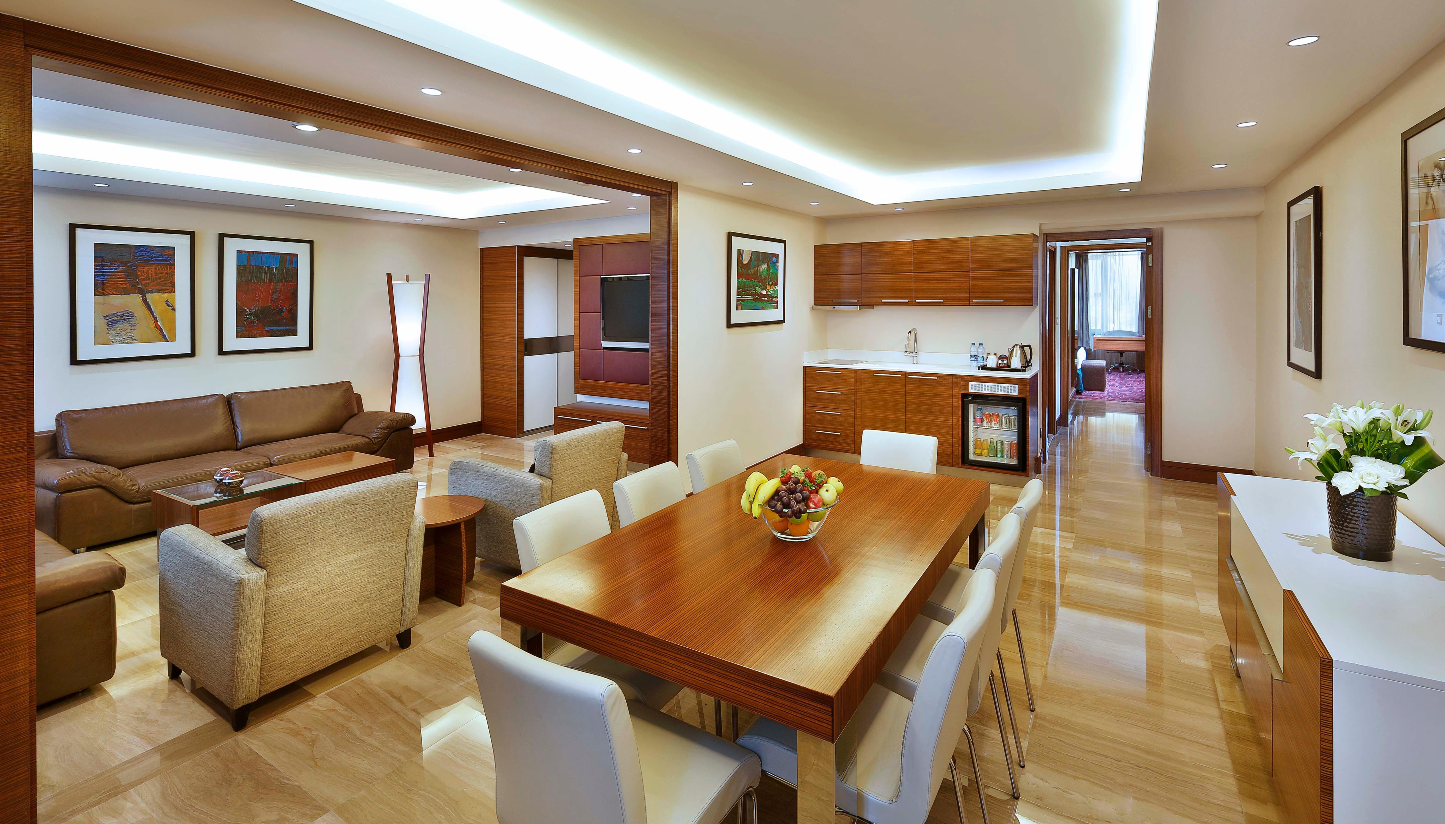 Crowne Plaza Amman By Ihg Hotel Eksteriør billede A suite at the InterContinental Istanbul
