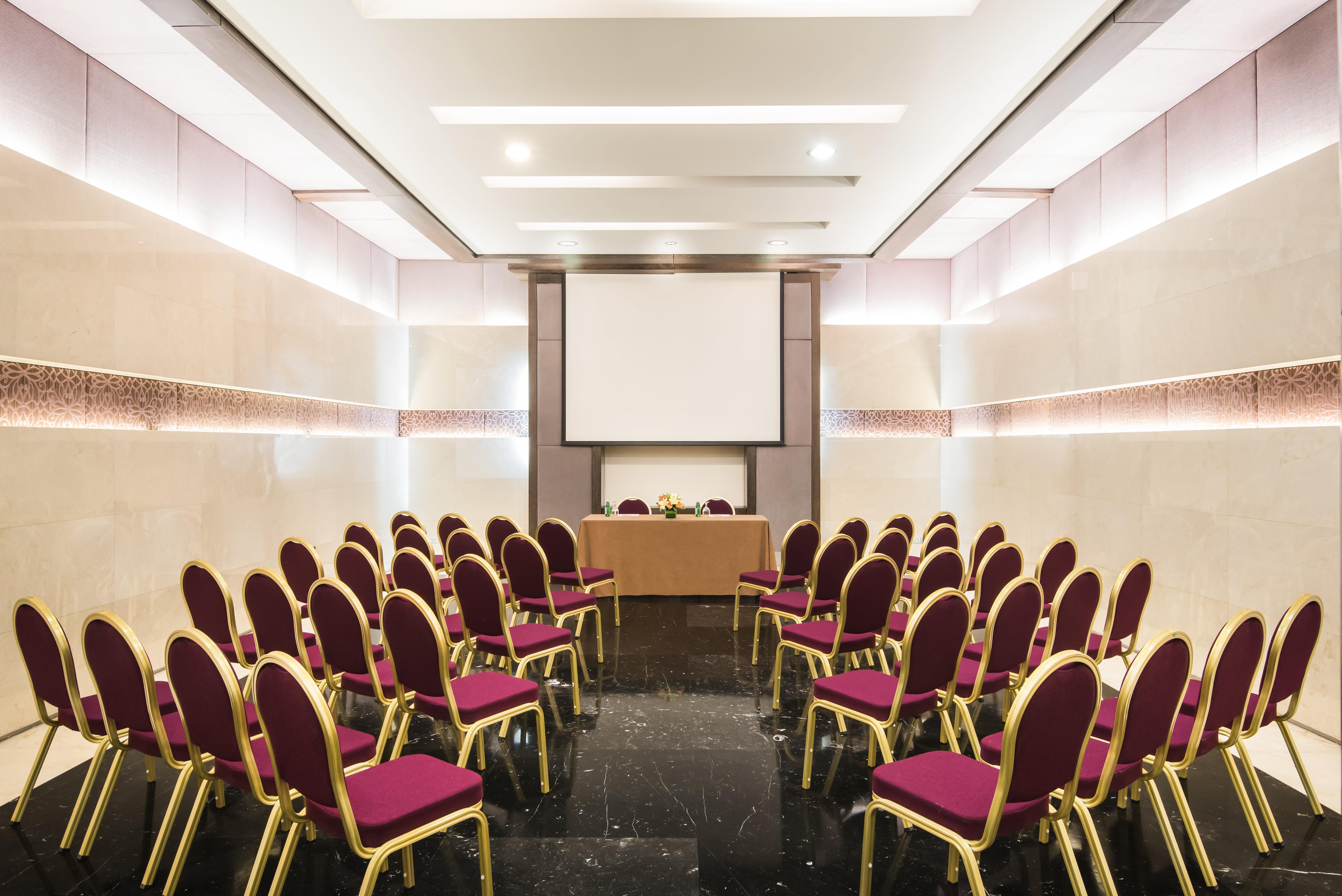 Crowne Plaza Amman By Ihg Hotel Eksteriør billede The press room